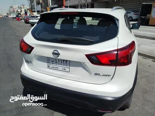  18 نيسان روج 2018 s AWD مكفوله من اي حادث