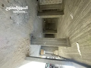  2 محلات تجارية