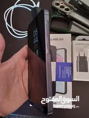  7 سامسونج A55 مساحة 256 بحالة ممتازة ولا أي خدش مع كامل أغراضه وسلك الشاحن الأصلي
