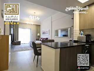  8 غرفتين وصالة مساحة كبير بدون عمولة مفروشة فرش فاخر شامل الفواتير في دبي - الجميرا