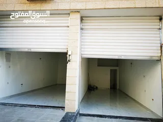  2 محلات للأيجار في حي المعاجين