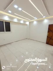  6 شقة للبيع البيطــــاش أول نمرة من شارع اسكندرية مطروح