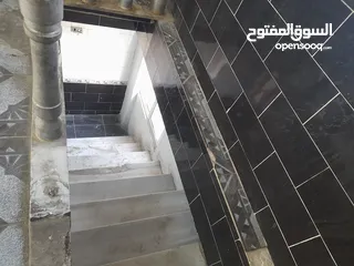  3 محل للإيجار بمدينة السلط
