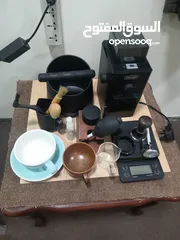  5 ماكينة قهوة ومطحنة ديلونجي ومستلزمات متنوعة