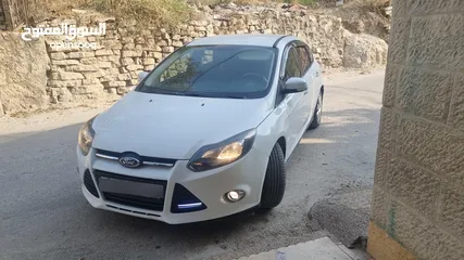  2 فورد فوقس هاتش باك 2013