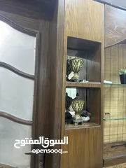  4 قاطع خشبي كبير مع باب (خشب سويد) والقاطع لاتيه للبيع القاطع او الباب لحال السعر قابل للتفاوض