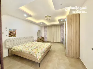  6 شقة للبيع في عين منجد