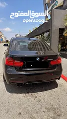  3 BMW 328i Sport