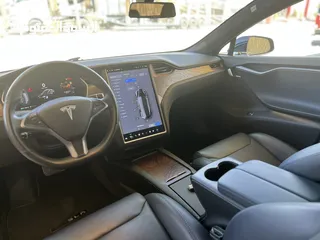 5 Tesla Model S 100D 2018  ((اوتوسكور جيد جداً))