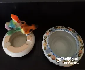  4 ادوات منزليه تراثيه . إبريق شاي،  سكريه وإبريق حليب، سيراميك، طلاء ملون  مضيفه