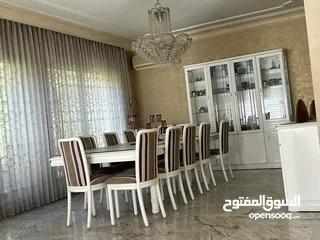  3 فيلا بموقع حيوي ومميز بالصويفية - الرقم المرجعي 13992