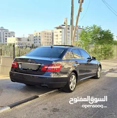  5 Mercedes-Benz E200