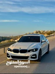  3 BMW 330e M package 2021 XDrive plagein haypred  4*4