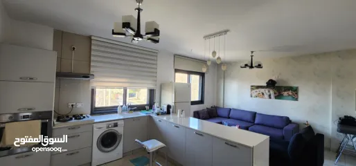  1 ستوديو في رام الله وسط البلد حي النزهة  الطابق الثالث قريب من كل الخدمات