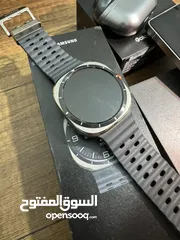  4 للبيع هاتف Samsung S25 Ultra + Galaxy Watch Ultra + Galaxy Puds Pro 3