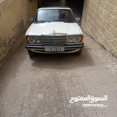  1 مرسيدس e200 للبيع مع الرقم ( رقم الهاتف في داخل )