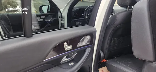  22 مرسيدس GLE 350- 4 MATIC موديل 2020  دفع رباعي  عاليه الإضافات  غير مجمركه لون ابيض والداخل اسود