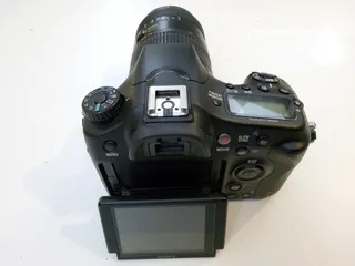  8 Sony Used Alpha A68 Camera 3 lenses 3 Batteries - كاميرا سوني