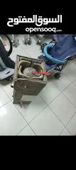  1 عربات ومقاعد و سراير اطفال بحاله ممتازه للبيع في اربد