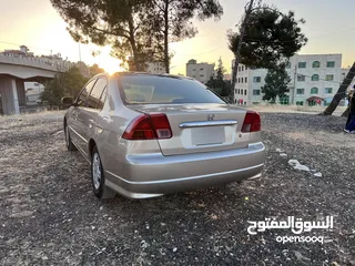  5 هوندا سيفك موديل 2002 جير اتوماتيك لون مميز للبيع