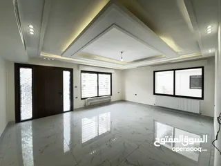  3 شقة طابق ارضي للبيع مساحة 240م باجمل مناطق خلدا (مشروع 113)