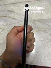  2 iPhone XR كل قطعه الاصليه بحاله الوكاله بافضل سعر
