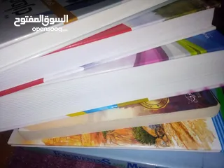  4 كتب بحاله جيده انجليزي وعربي للبيع  بأسعار مختلفة ومناسبة 18  كتاب  الكمية محدودة للاطفال والكبار