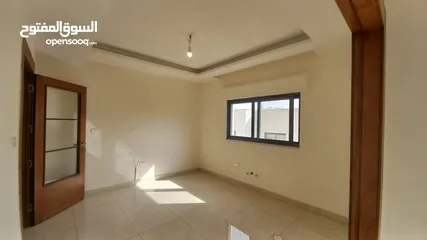  9 دوبلكس مميز مع ورف للبيع في ام اذينة  ( Property 40850 )-174973119