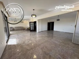  13 شقة طابقية فارغة للايجار جبل عمان مساحة 320م طابق ثاني اطلالة جميلة تشطيب سوبر ديلوكس