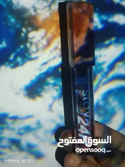  5 برجكتور ديكور  مضيء شكل كوكب ارض او قمر   تحكم بحجم القطر  حسب الرغبه و كلما خفتت الإضاءة المحيطه