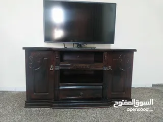  1 طاولة شاشة خشب ماليزي