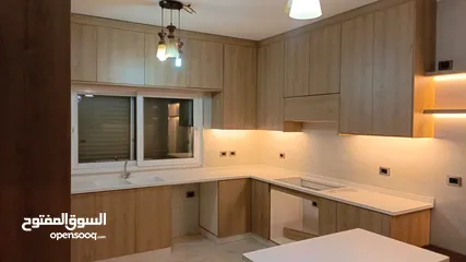  8 عرض حصرررري ـ ضاحيه النخيل ـ شقه فارغه للايجار لم تسكن بعد التجديد سوبر ديلوكس  190 متر +