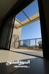  8 شقة مميزة غير مفروشة للإيجار تشطيب مميز