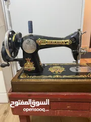  3 ماكينة خياطة تراثيه عمرها 78 سنه