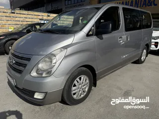 2 Hyundai h1 2017 بنزين 8 ركاب