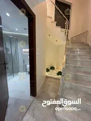  14 شقة مفروشة فاخرة ثالث مع روف جديد لم يسكن أرقى واجمل مناطق عبدون