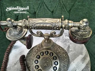  4 للبيع – هاتف كلاسيكي فاخر من مجموعة Paramount Collection – إصدار Classic Series السعر: 75 دينار أردن