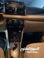  25 تويوتا يارس 2017. مواصفات خليجية 1500cc. اقتصادية جداً واكثر من الهايبر.  شغل وامشي. دهان اسود