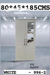  1 2 Door Cupboard With Shelves