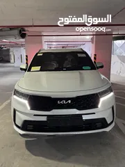  2 كيا سورينتو 2023 هايبرد  (Haybrid HEV). AWD 4/4كهرباء+بنزين  1600cc بزنس