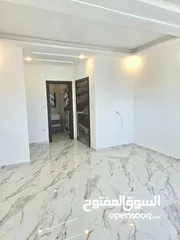  12 شقة فاخره 180 م 2 جديده البحيره  للبيع