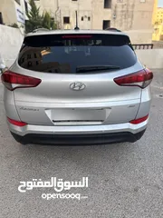  8 هونداي توسان 2017 للبيع