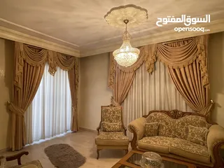  3 طقم كنب غرفة استقبال بحاله ممتازه
