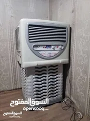  1 مكيف صحراوي  يعمل على ماء .. يشتغل على كهرباء . شبه جديد .. مضمون من أي خلل ...