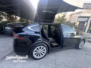  7 Tesla Model X وارد الشركة مميزة جدا