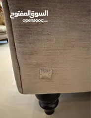  4 طقم كنب مكون من كنبايتان