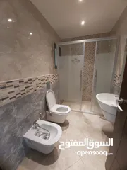  5 شقة للبيع ثلاث غرف نوم 239 متر في الكرسي