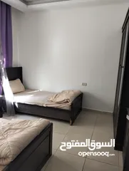  5 شقه استثماريه للبيع شارع الجامعه الاردنيه قرب مطعم ماكدونالدز