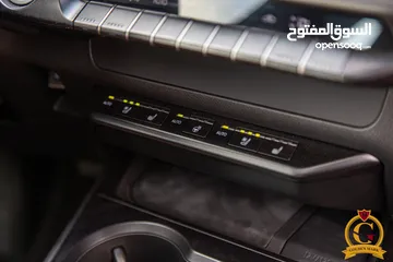  13 Lexus UX300e 2022