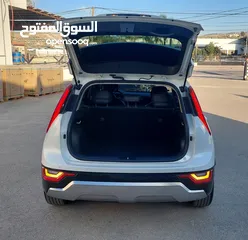  19 كيا نيرو هايبرد كامل الإضافات بدون فتحه سقف  2023  .